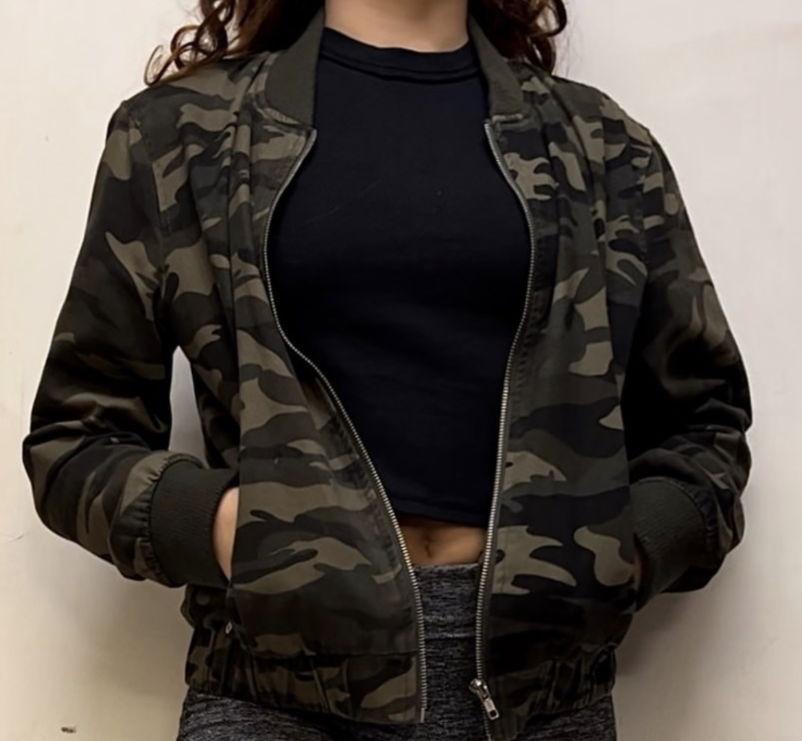 Forever 21 camo jacket size